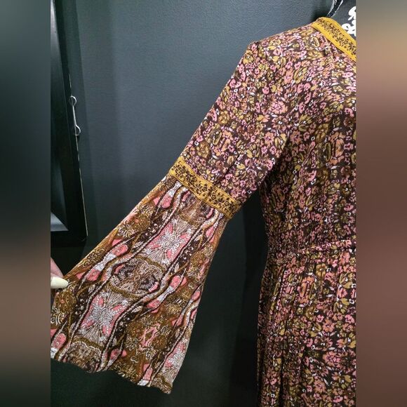 Long Boho Dress Floral Print Sz XL V Neck Elastic Waist Earth Tones Peasant - Picture 11 of 11
